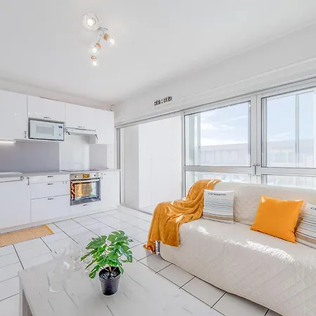 Apartment Grand Bleu By Interhome Le Barcares